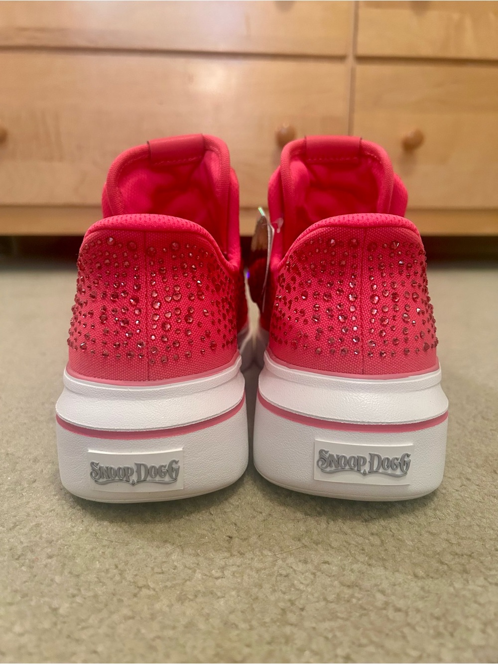 Skechers x Snoop Dogg Women’s Slip-Ins: Snoop One-Rhine-Stoned *Pink* - Picture 3 of 8